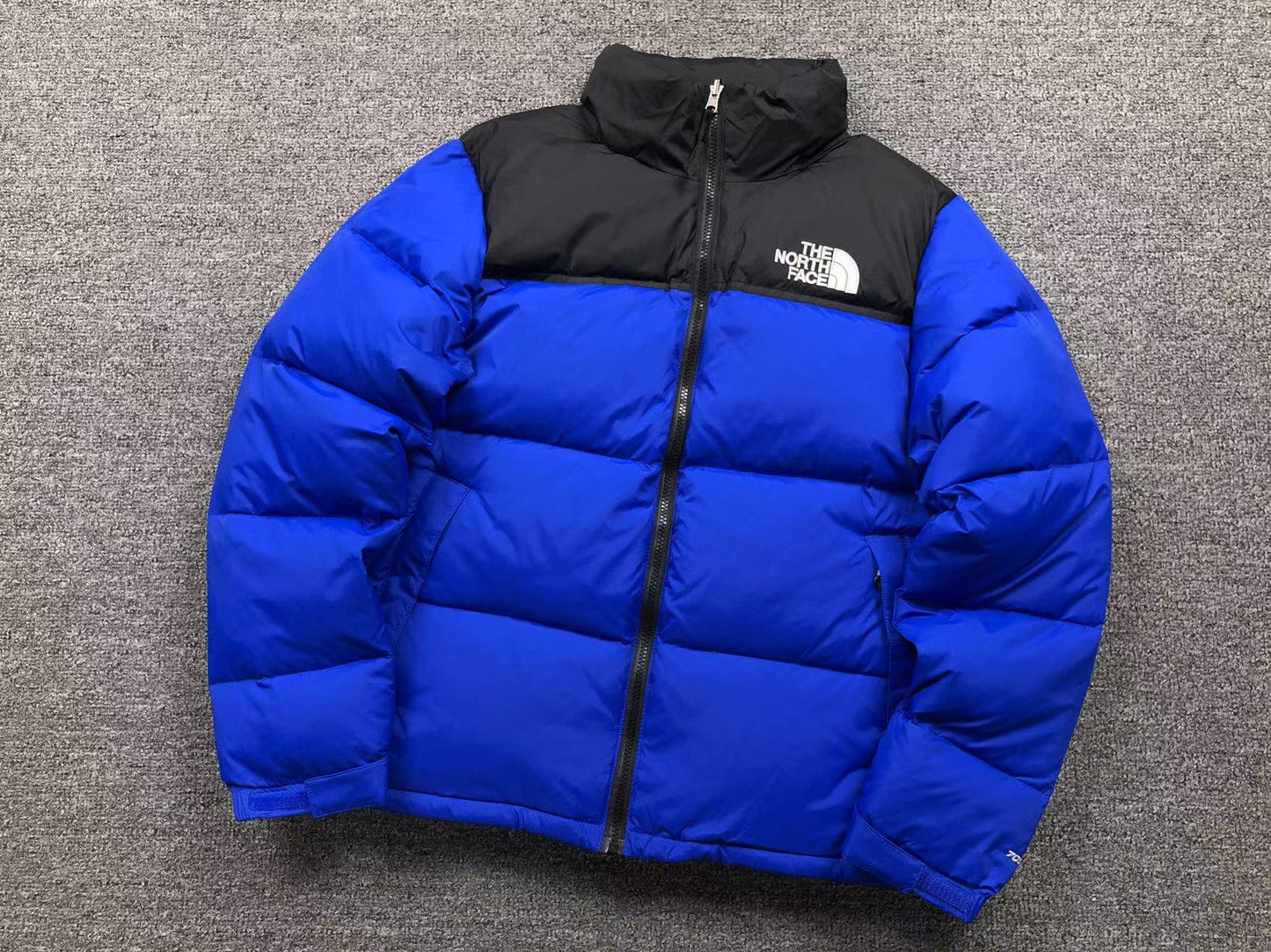 the-north-face-1996-retro-nuptse-700-fill-packable-jacket-blue-Drip Store Argentina