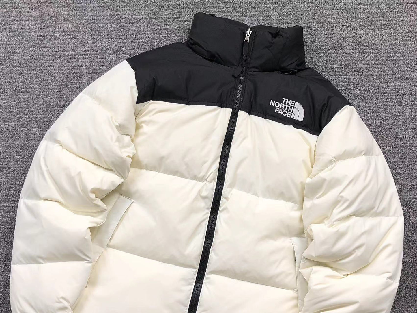THE NORTH FACE 1996 RETRO NUPTSE 700 FILL PACKABLE JACKET WHITE-Drip Store Argentina