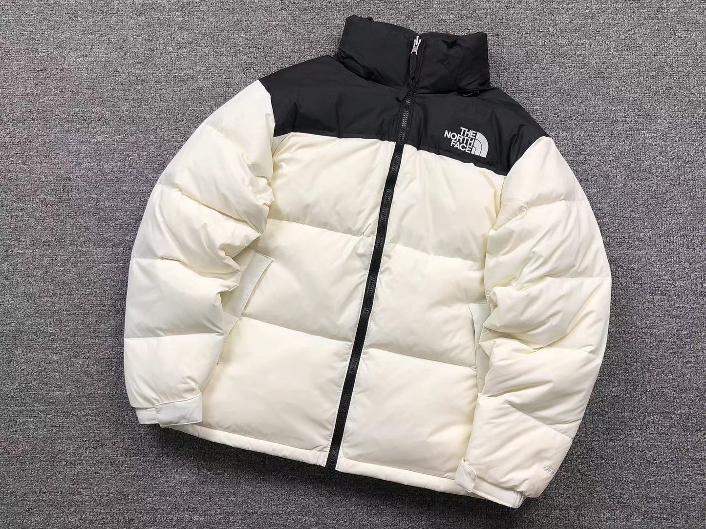 THE NORTH FACE 1996 RETRO NUPTSE 700 FILL PACKABLE JACKET WHITE-Drip Store Argentina