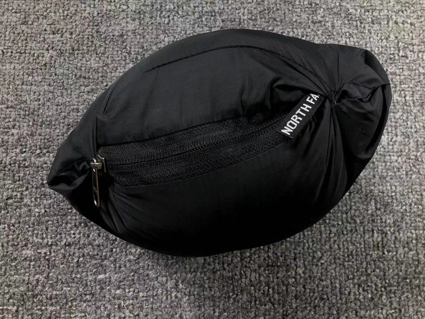 the-north-face-1996-retro-nuptse-vest-black-8-Drip Store Argentina