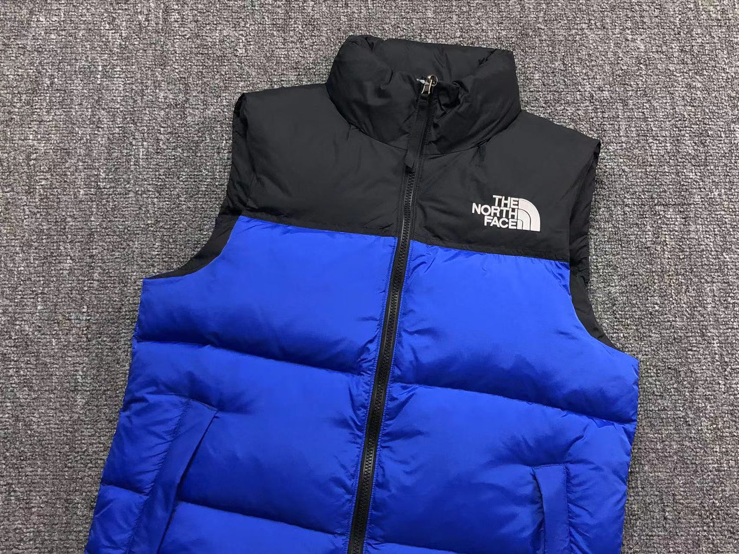 the-north-face-1996-retro-nuptse-vest-blue-4-Drip Store Argentina