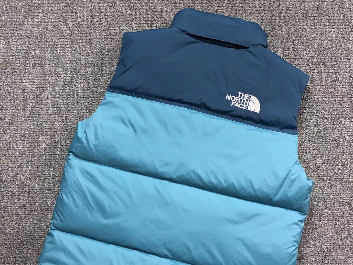 the-north-face-1996-retro-nuptse-vest-blue-4_5271b9b6-Drip Store Argentina