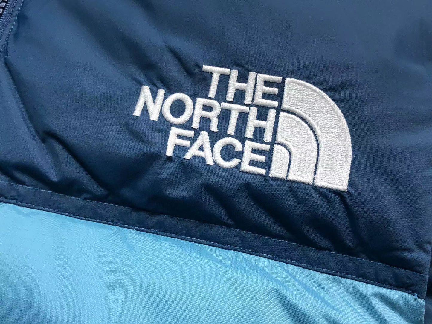 the-north-face-1996-retro-nuptse-vest-blue-5_df15a661-Drip Store Argentina