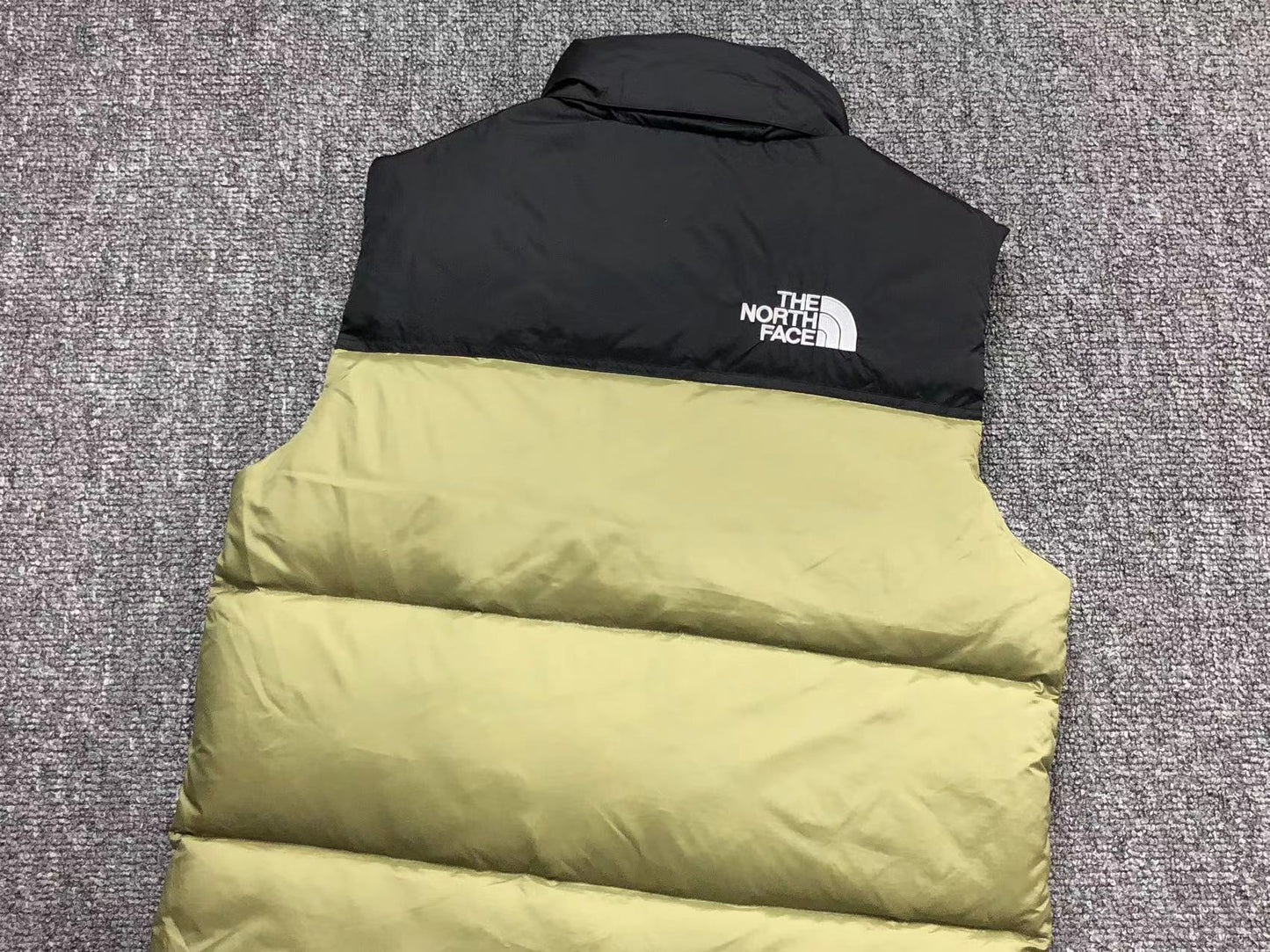 THE NORTH FACE 1996 RETRO NUPTSE VEST THYME-Drip Store Argentina