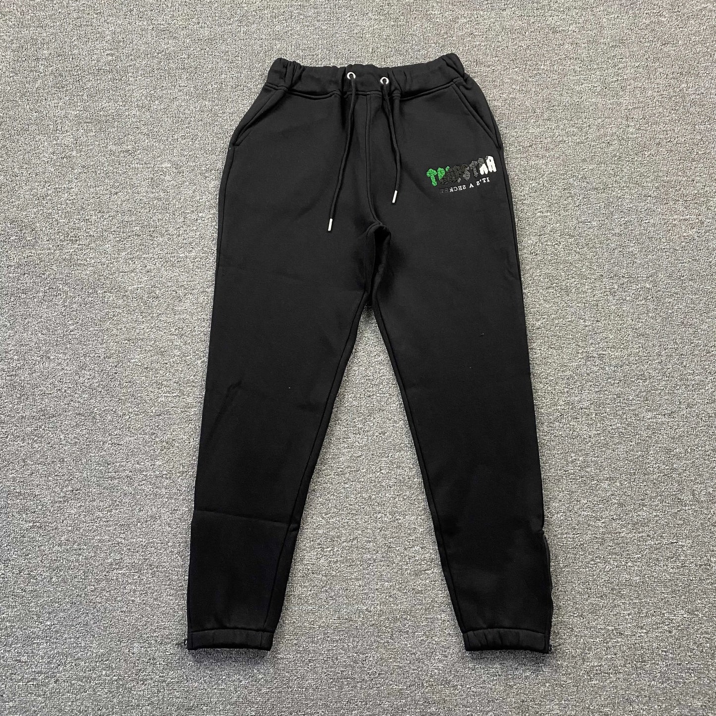 TRAPSTAR CHENILLE DECODED TRACKSUIT BLACK GREEN-Drip Store Argentina