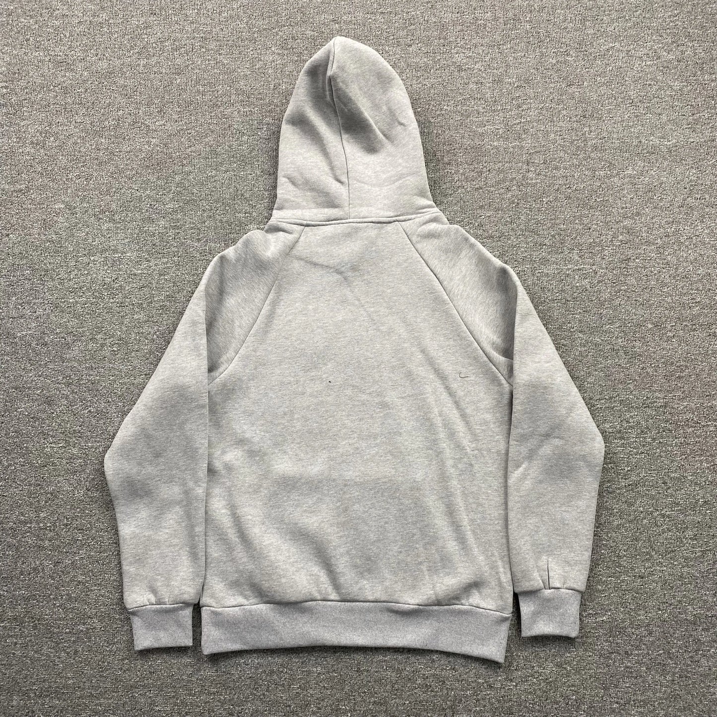trapstar-chenille-decoded-tracksuit-grey-ice-flavours-2_0-edition-14-Drip Store Argentina