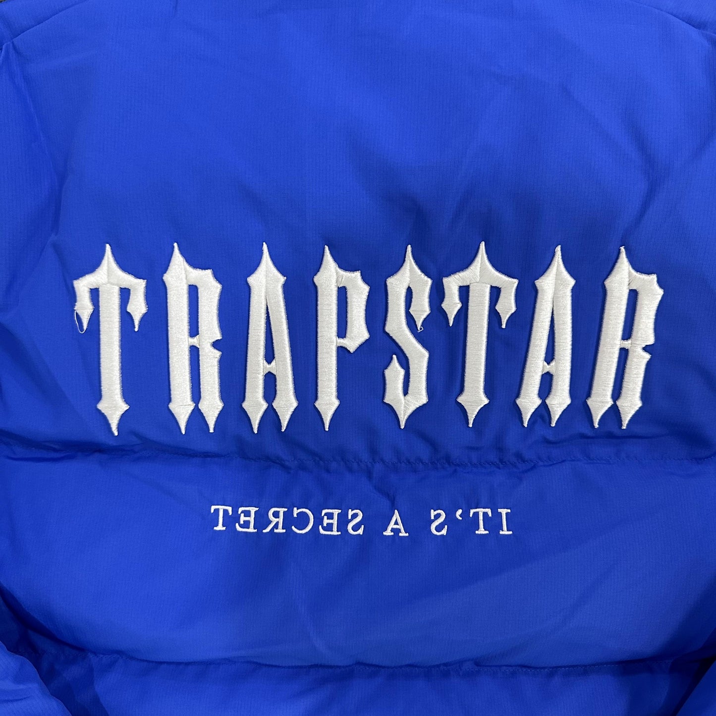 Trapstar Decoded Hooded 2.0 Puffer Jacket Dazzling Blue