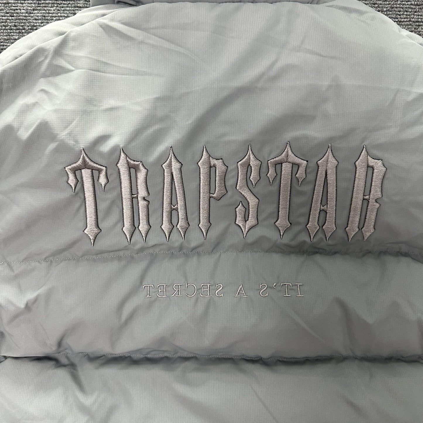Trapstar Decoded Hooded 2.0 Puffer Jacket Grey