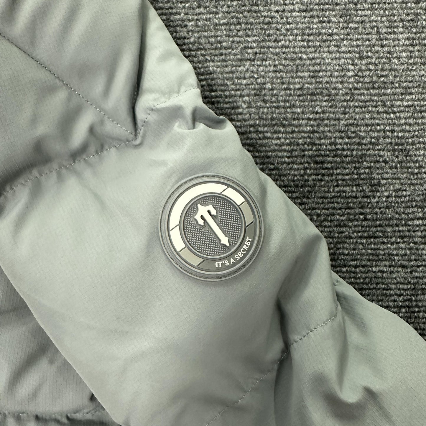 Trapstar Decoded Hooded 2.0 Puffer Jacket Grey