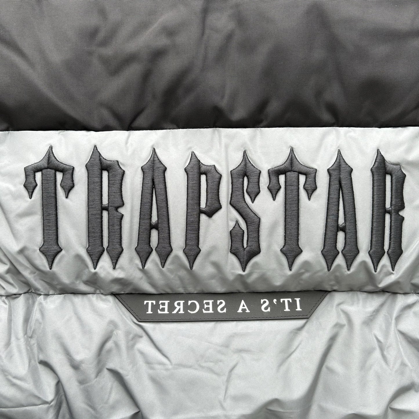Trapstar Decoded Puffer Jacket Grey