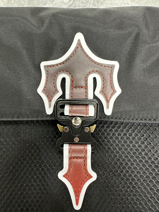 trapstar-irongate-1_0-crossbody-bag-gradient-red-2-Drip Store Argentina