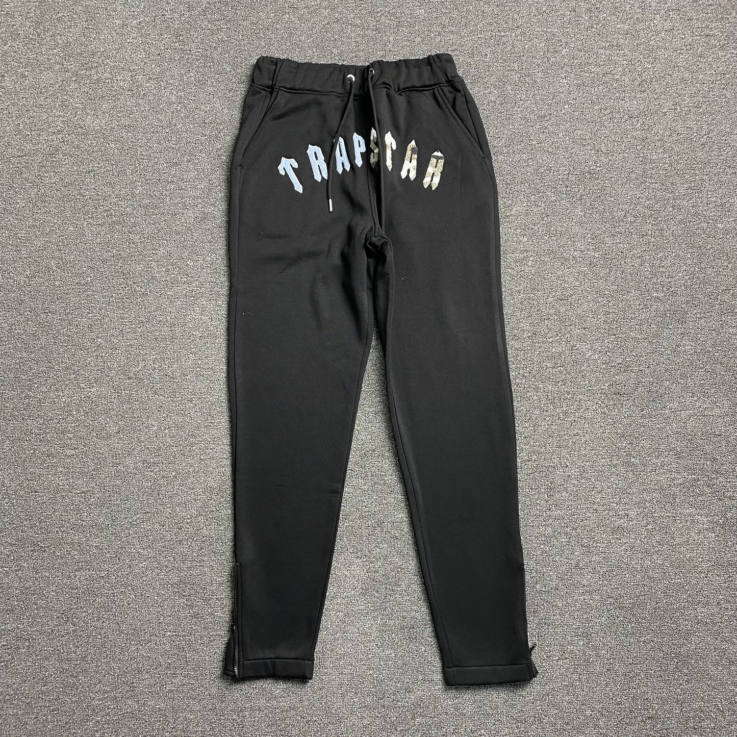 Trapstar Irongate Arch Chenille Tracksuit Black-Drip Store Argentina