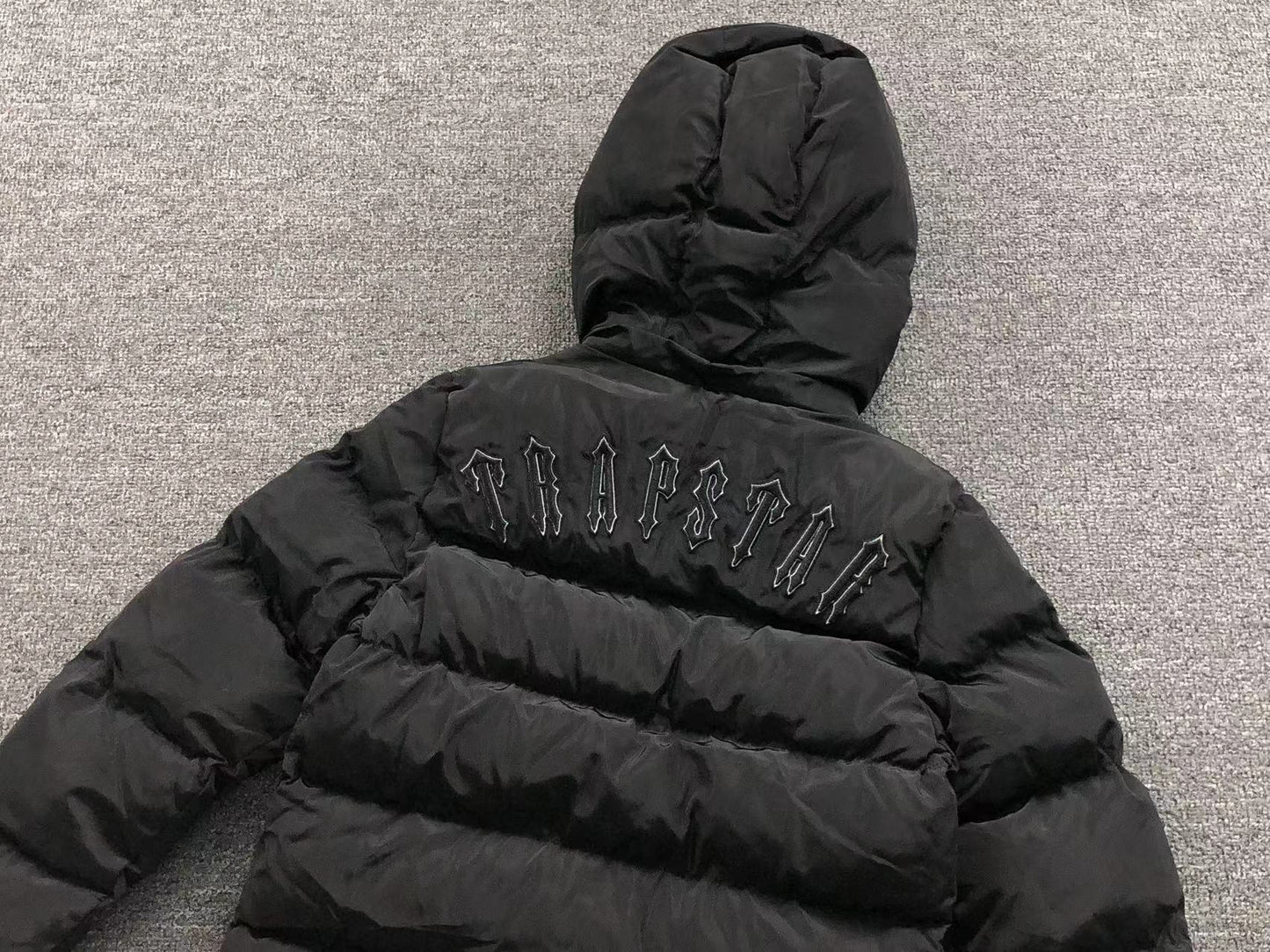 Trapstar Irongate Detachable Hooded Puffer Jacket Black-Drip Store Argentina