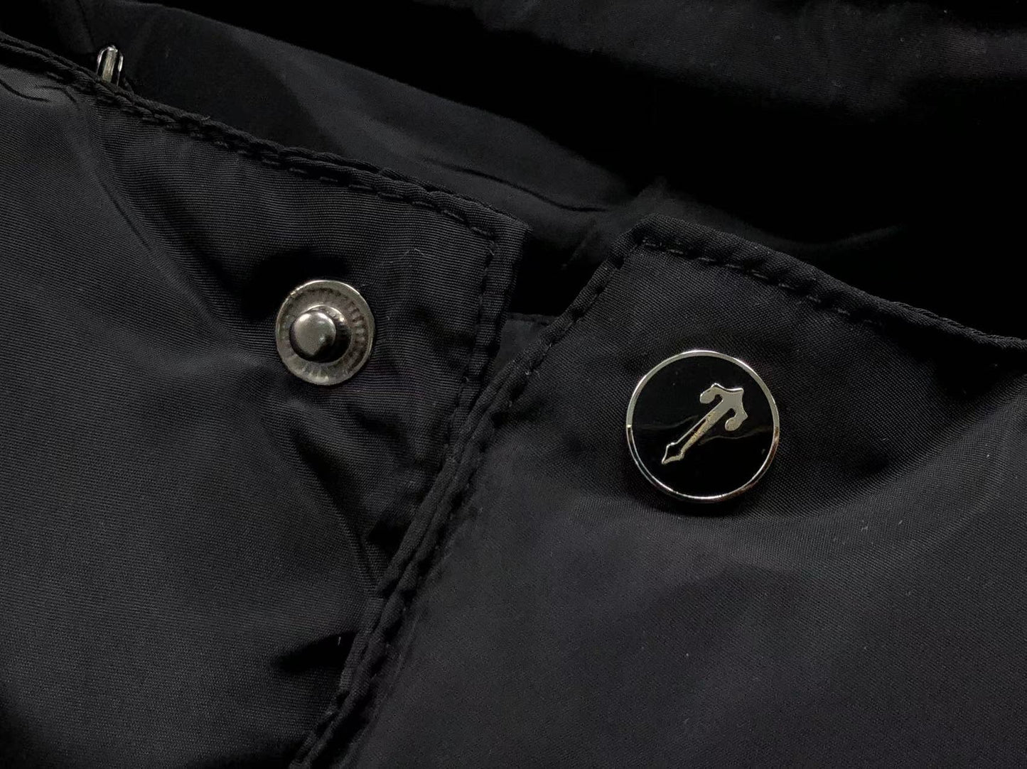Trapstar Irongate Detachable Hooded Puffer Jacket Black-Drip Store Argentina