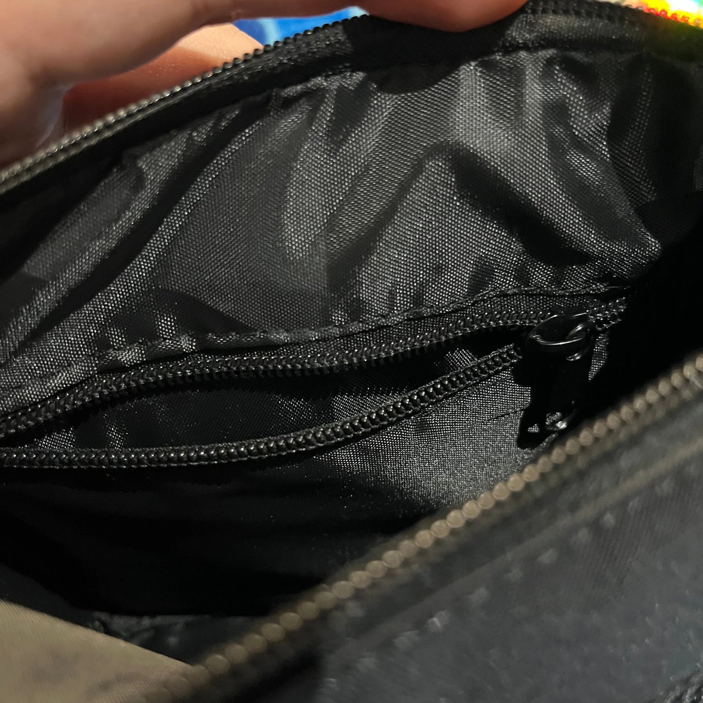 trapstar-irongate-t-crossbody-bag-black-7-Drip Store Argentina