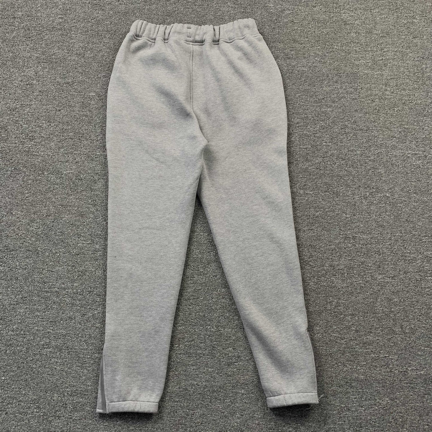 trapstar-shooters-tracksuit-grey-red-14-Drip Store Argentina
