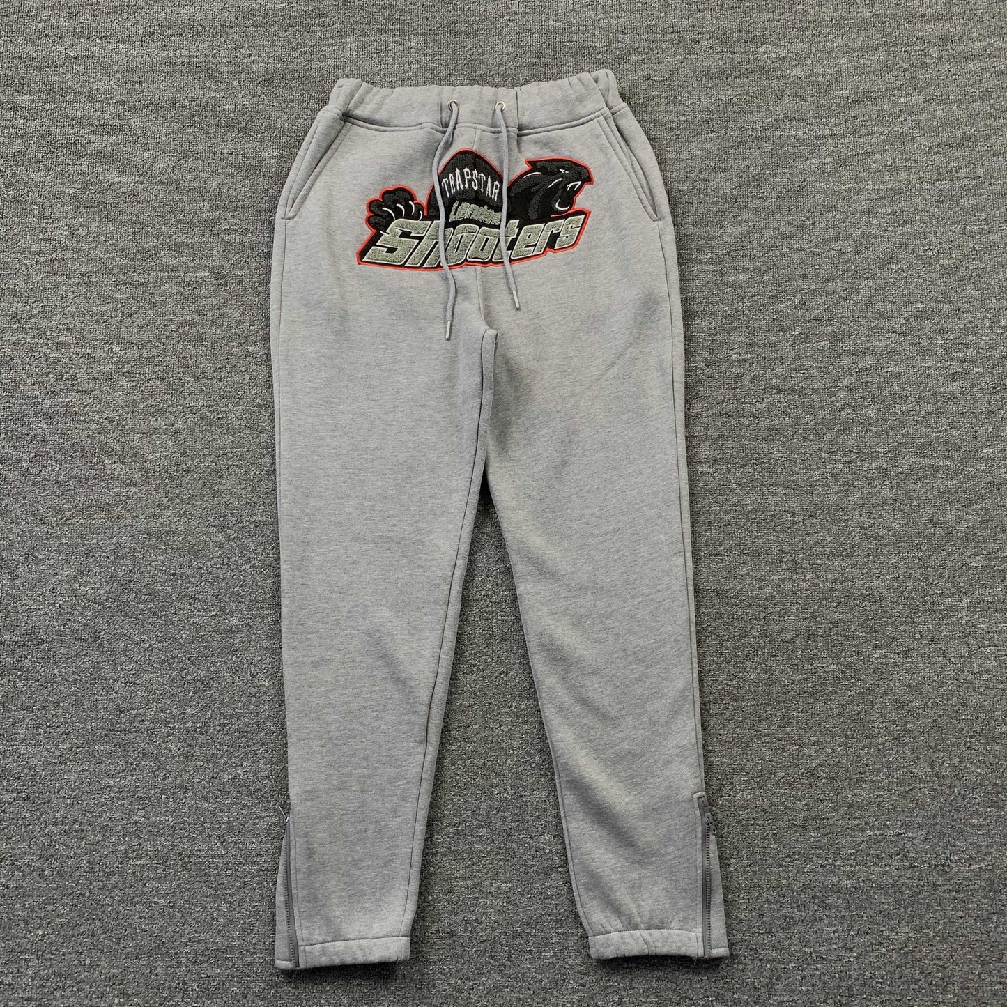 trapstar-shooters-tracksuit-grey-red-4-Drip Store Argentina