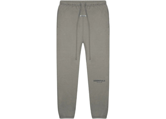 FEAR OF GOD ESSENTIALS SWEATPANTS CEMENT