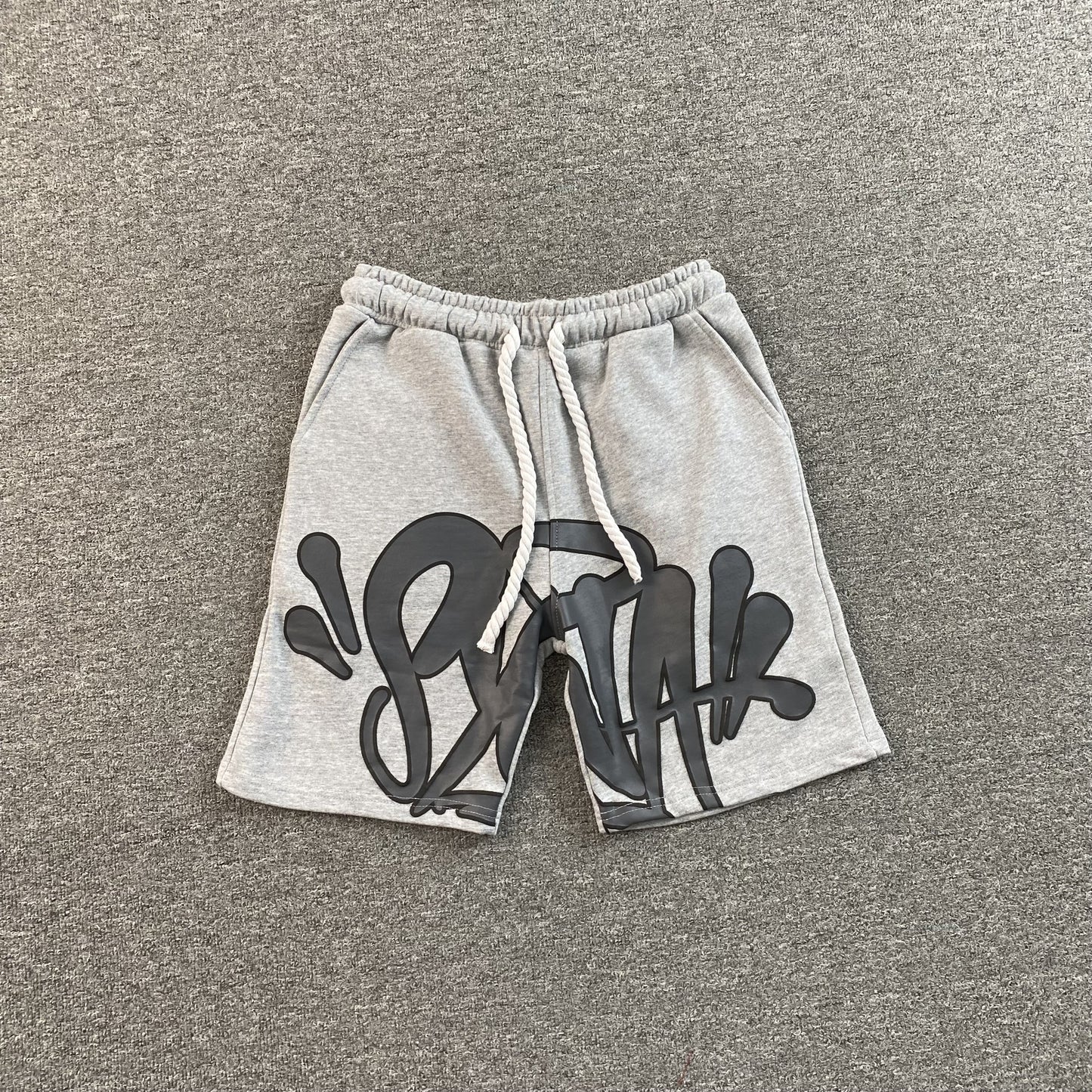 SYNA WORLD SYNA LOGO SHORTS GREY