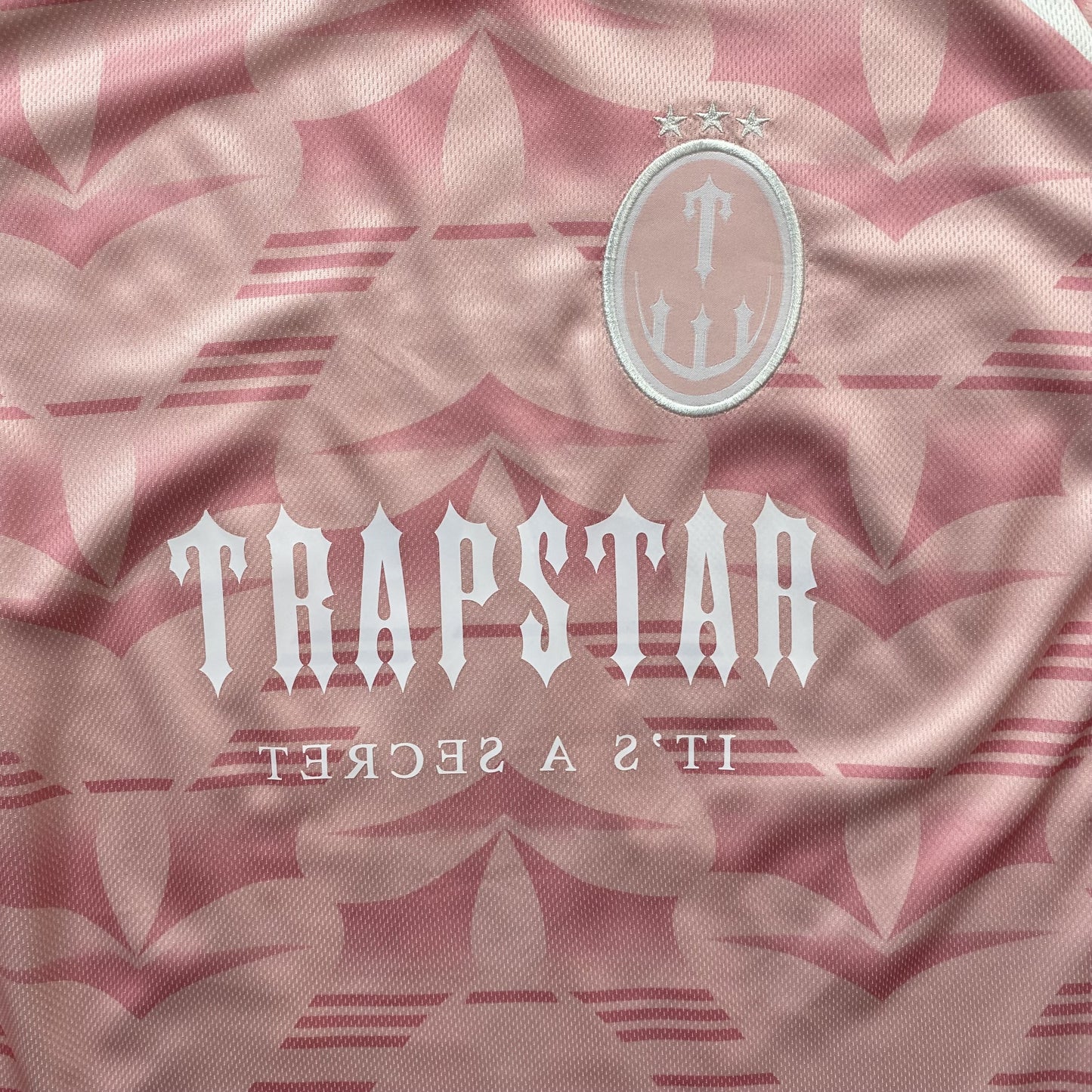 TRAPSTAR IRONGATE FOOTBALL JERSEY PINK