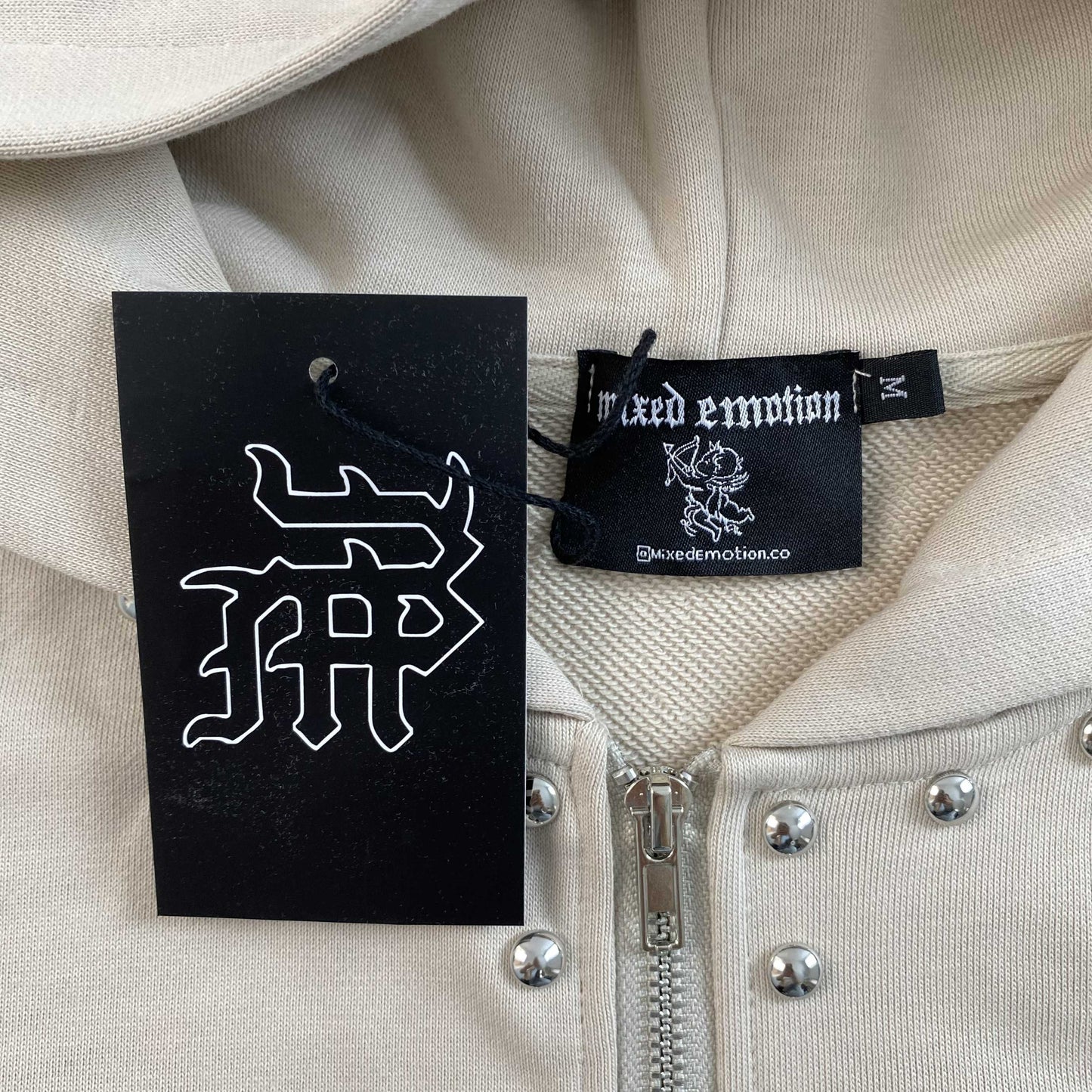 Mixed Emotion Crown Jacket Cream