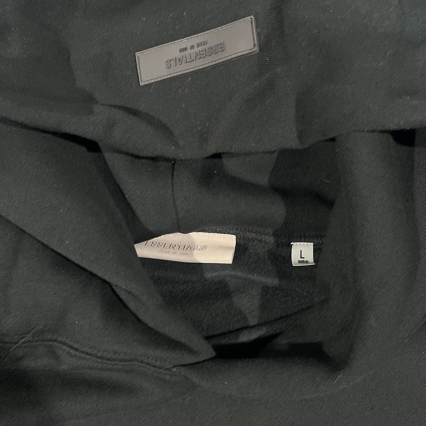 Buzo Essentials Negro L-XL