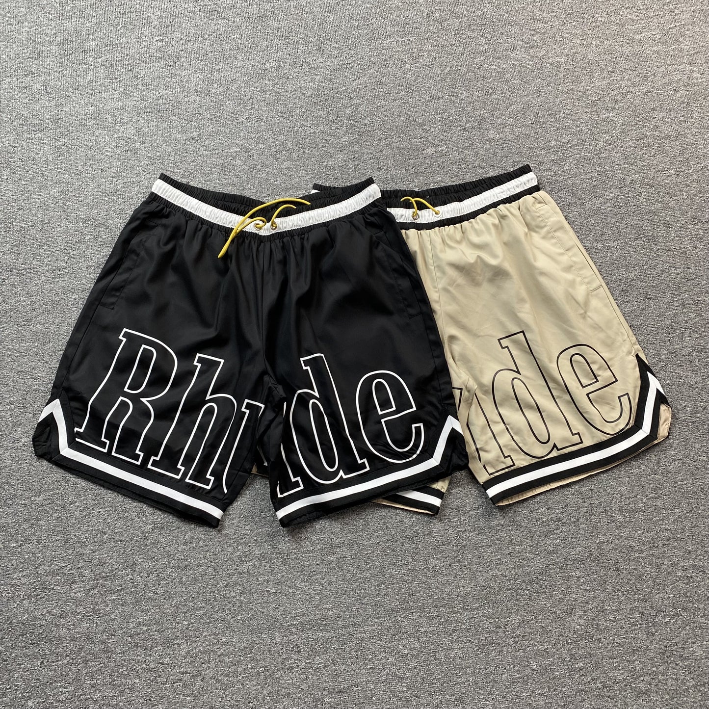 RHUDE COURT LOGO SHORTS BLACK