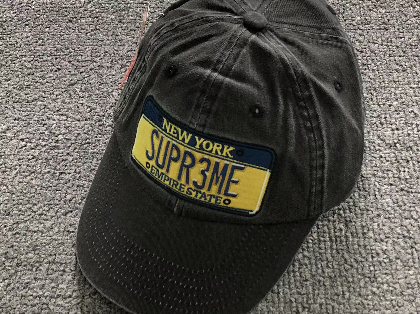 Supreme License Plate 6-Panel Black