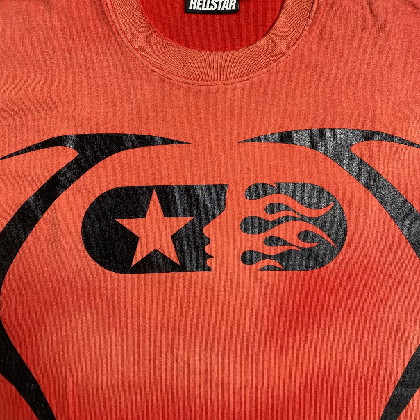 HELLSTAR WARM UP TEE RED