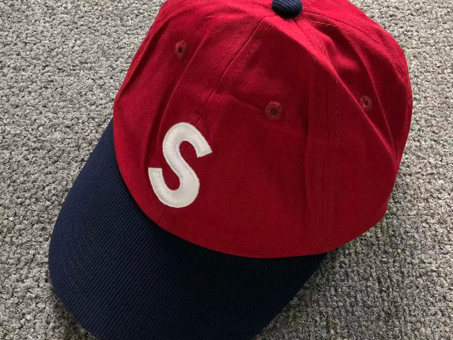 Supreme 2-Tone S Logo 6-Panel Cap Red