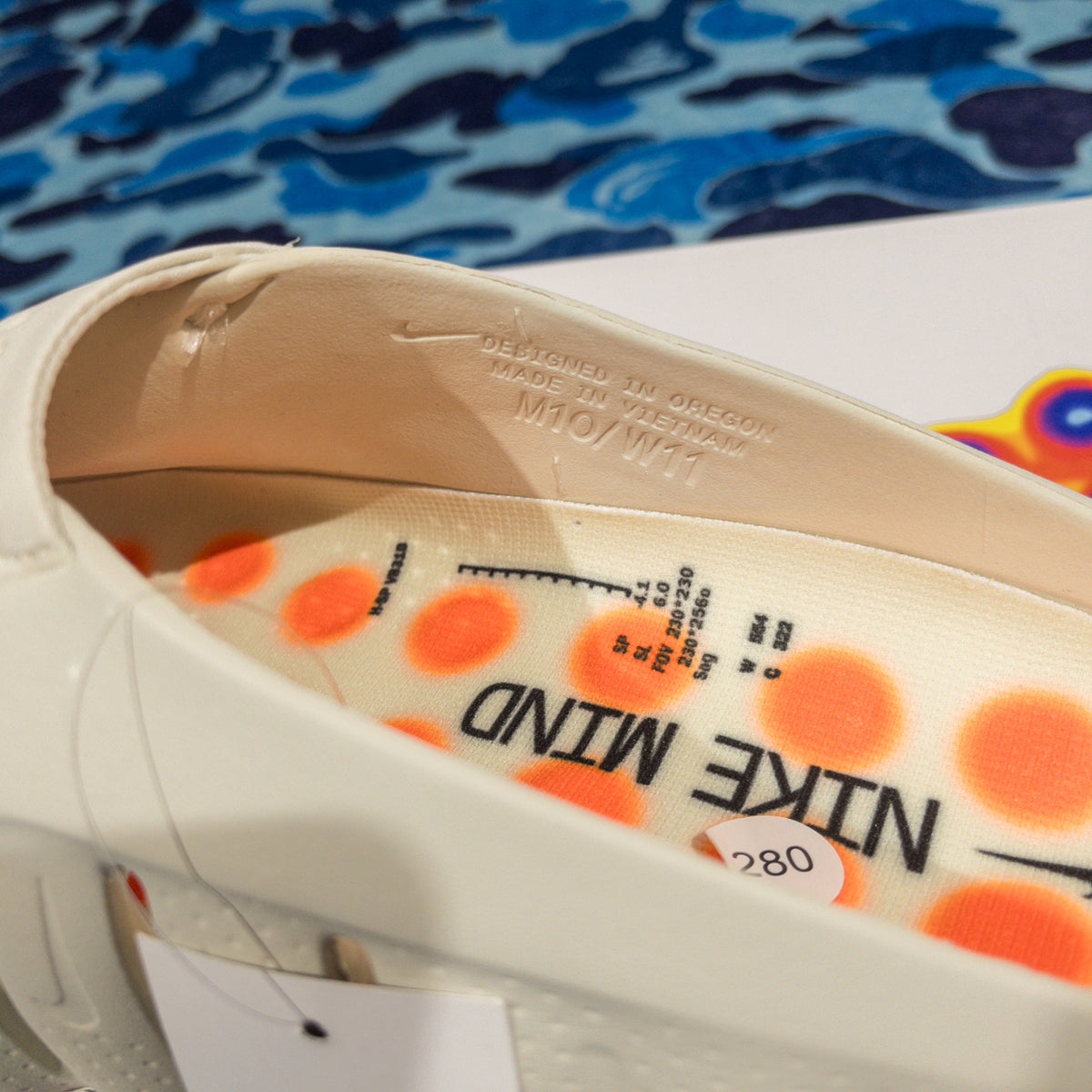 Nike Mind 001 Slide Light Bone