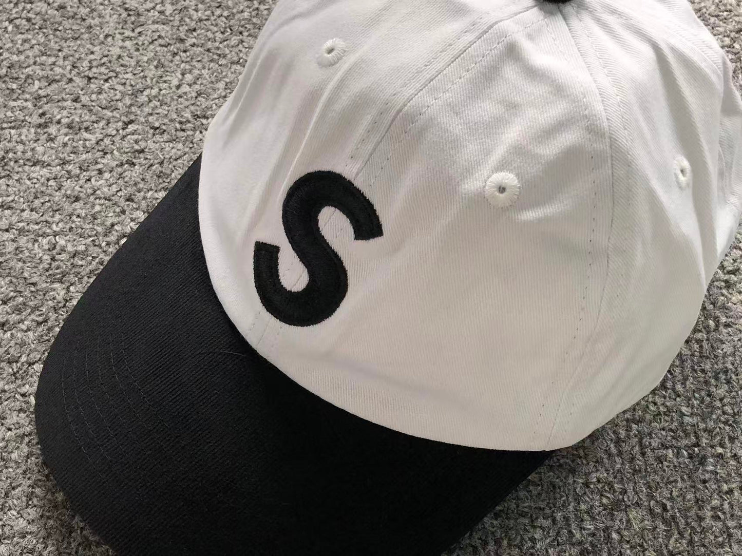 Supreme 2-Tone S Logo 6-Panel Cap Stone