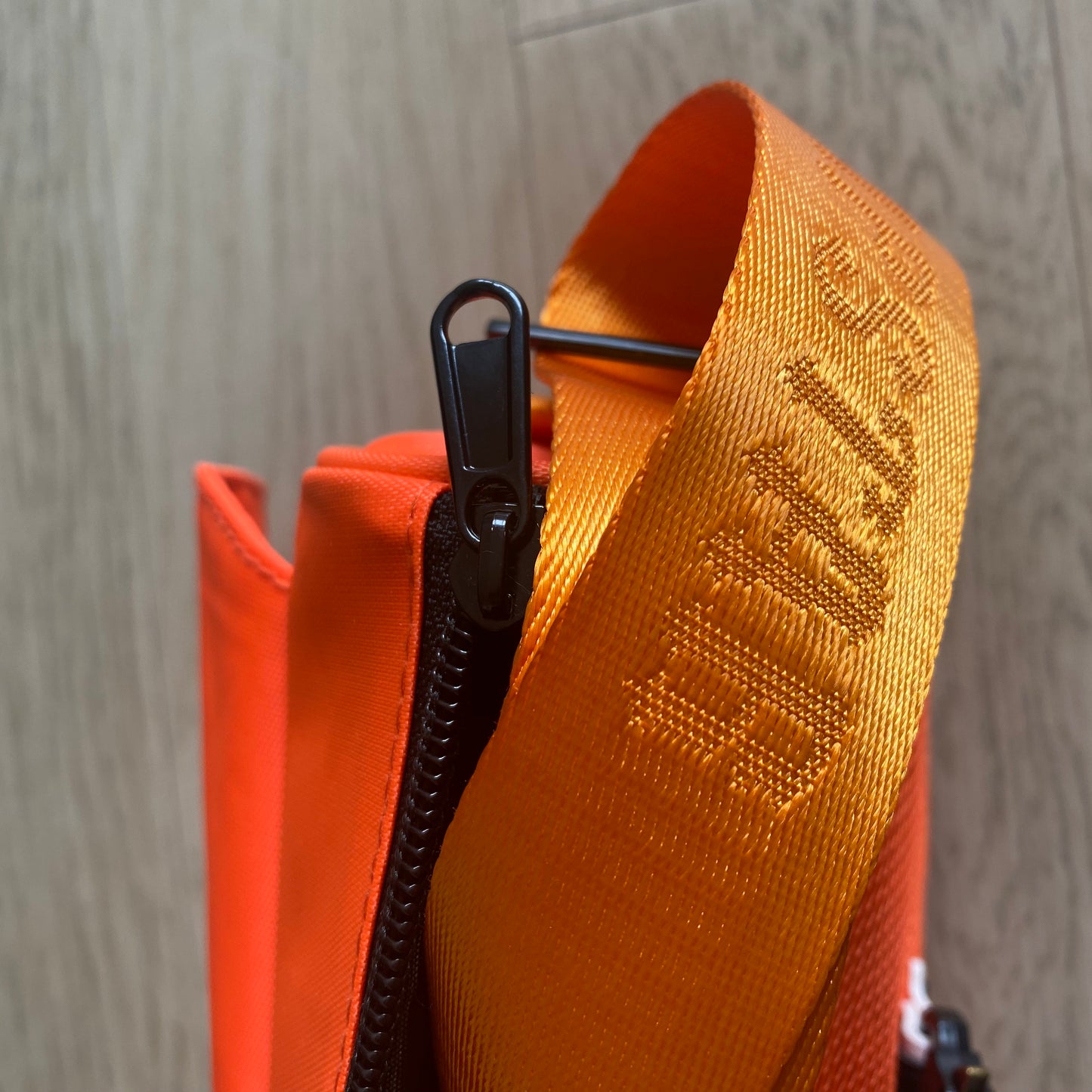 TRAPSTAR IRONGATE T CROSSBODY BAG ORANGE