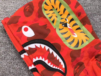 BAPE COLOR CAMO SHARK WIDE FULL ZIP DOUBLE HOODIE RED