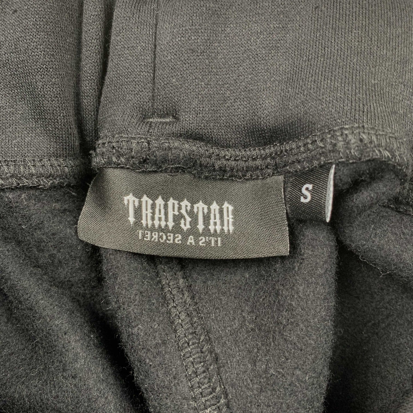 TRAPSTAR SHOOTERS TRACKSUIT BLACK RED