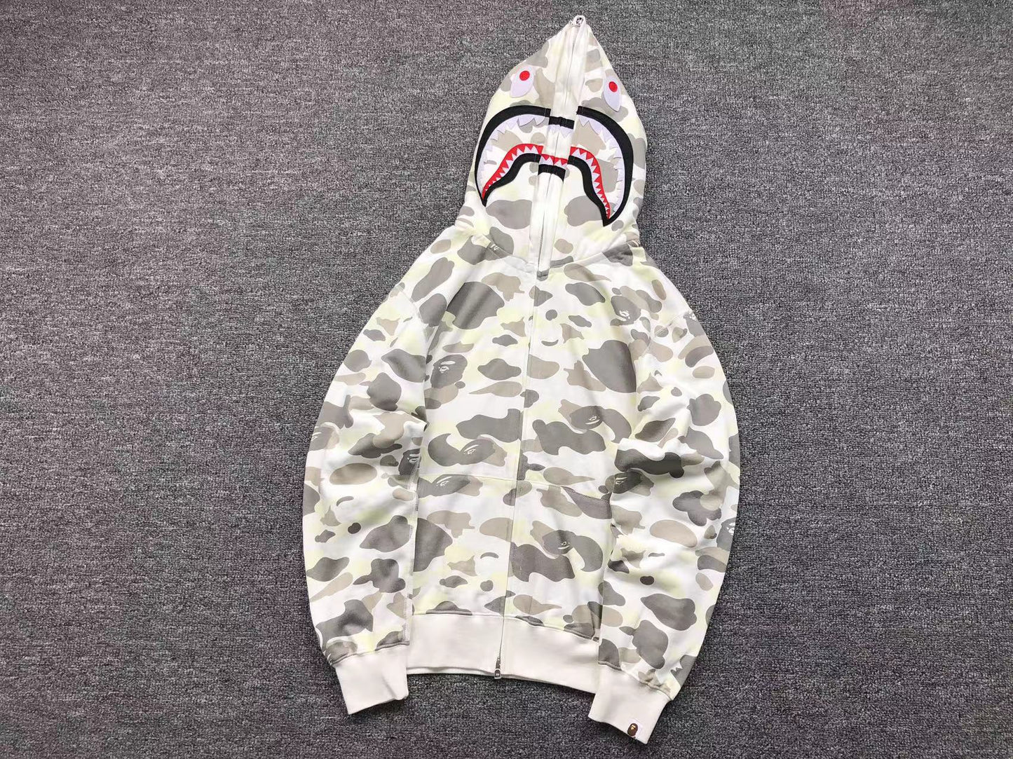 BAPE CITY CAMO SHARK WIDE FULL ZIP DOUBLE HOODIE WHITE