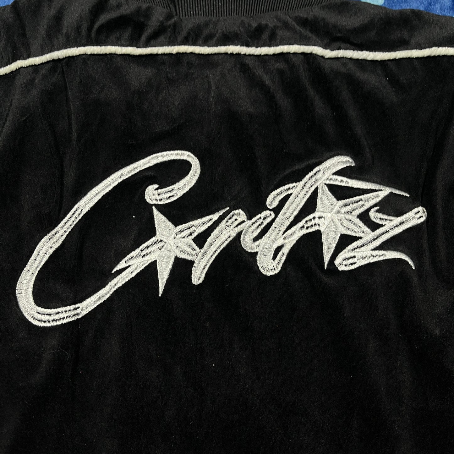 Campera Corteiz Velvet Negra L-XL