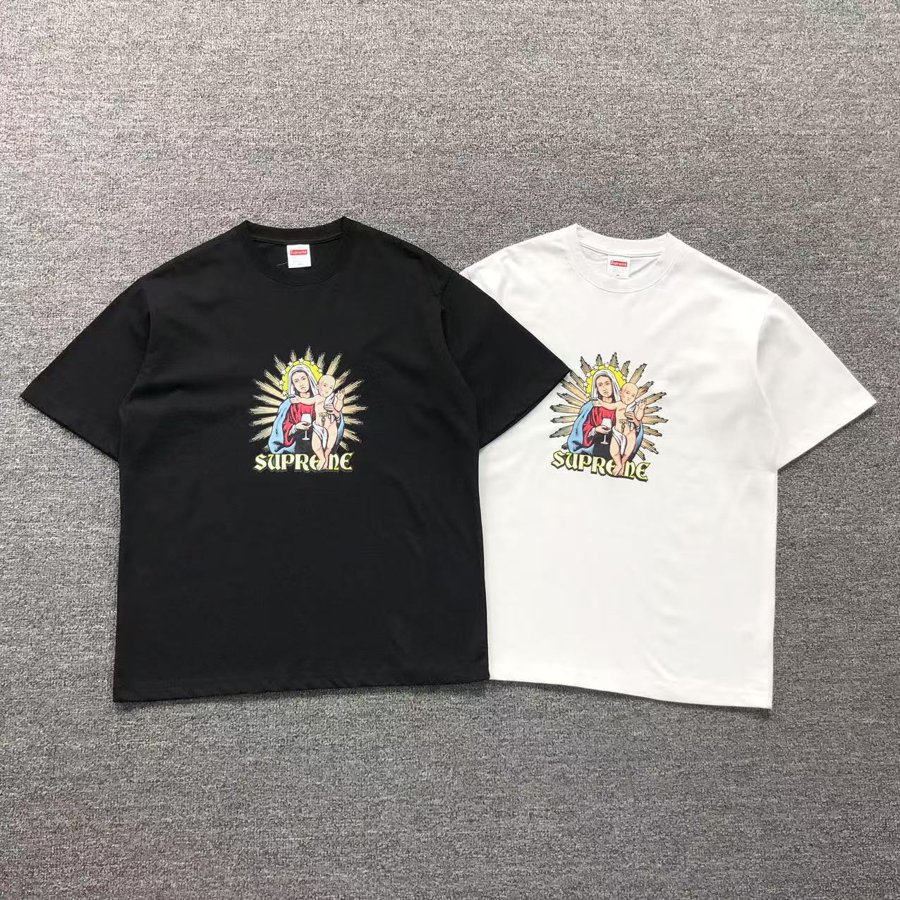 SUPREME BLOOD TEE BLACK