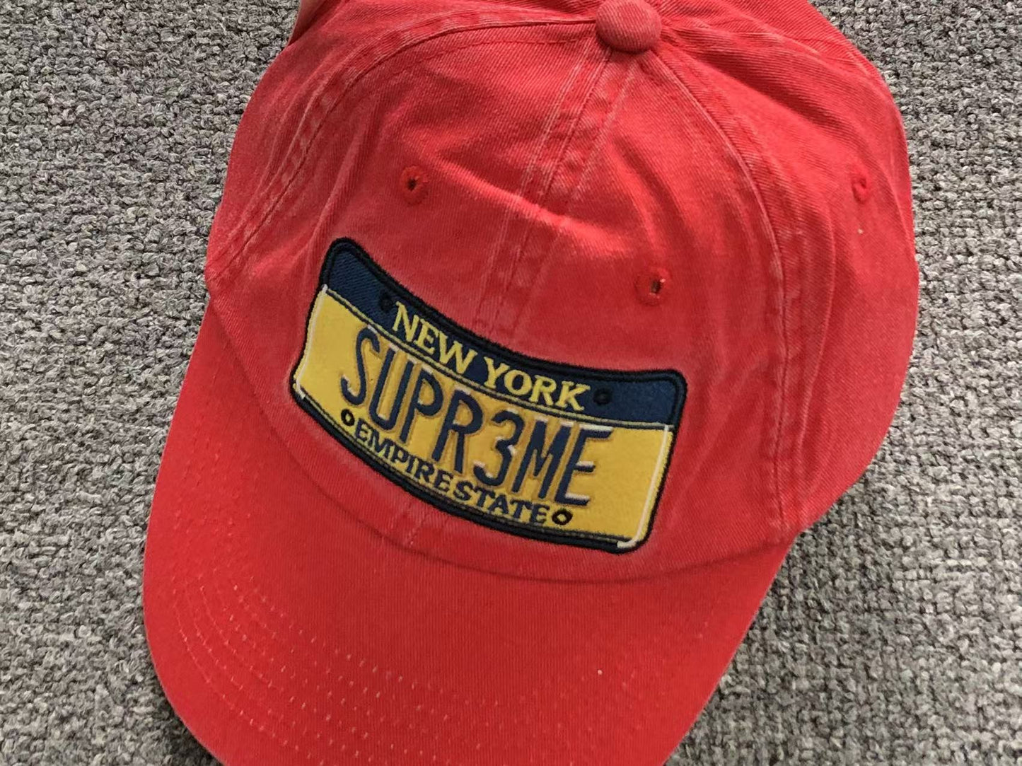 Supreme License Plate 6-Panel Red