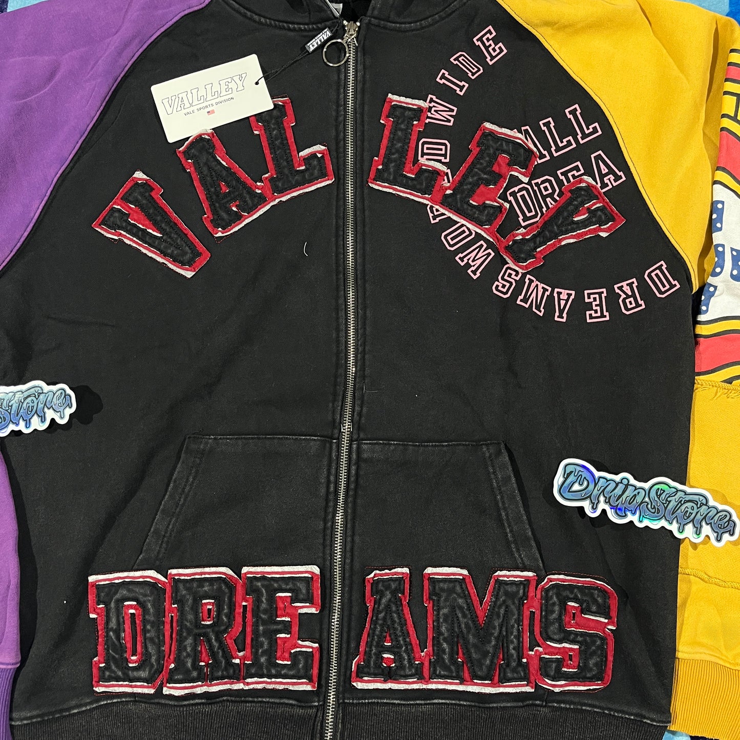 Vale Forever Crest Zip Up Black