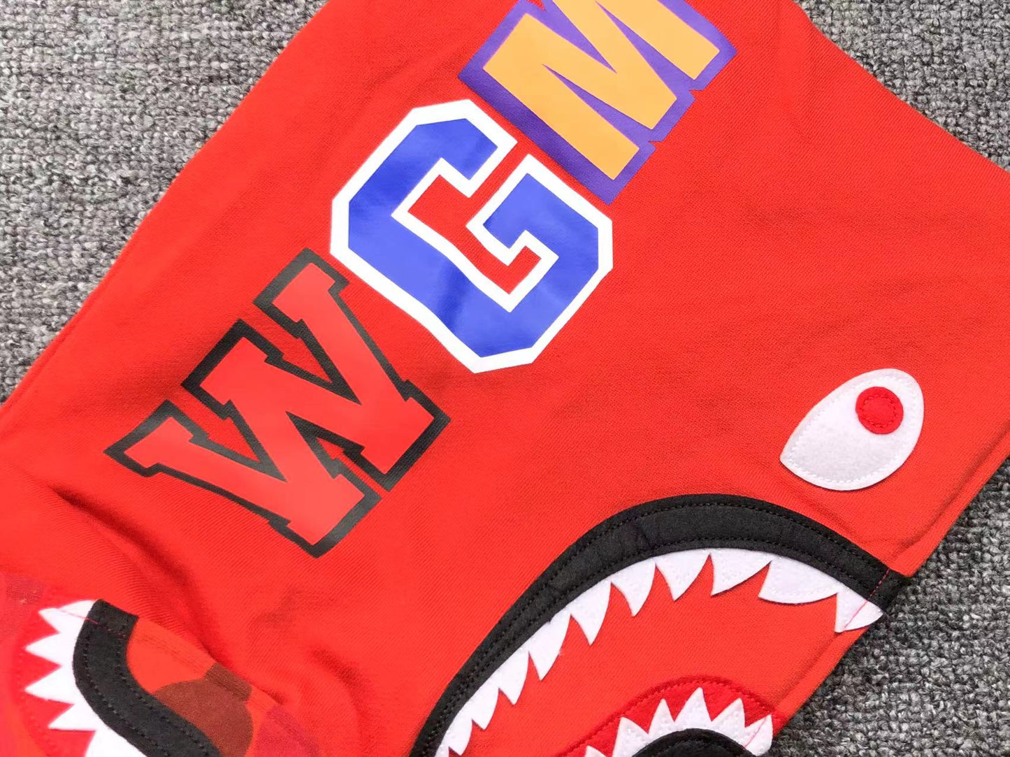 BAPE COLOR CAMO SHARK WIDE FULL ZIP DOUBLE HOODIE RED