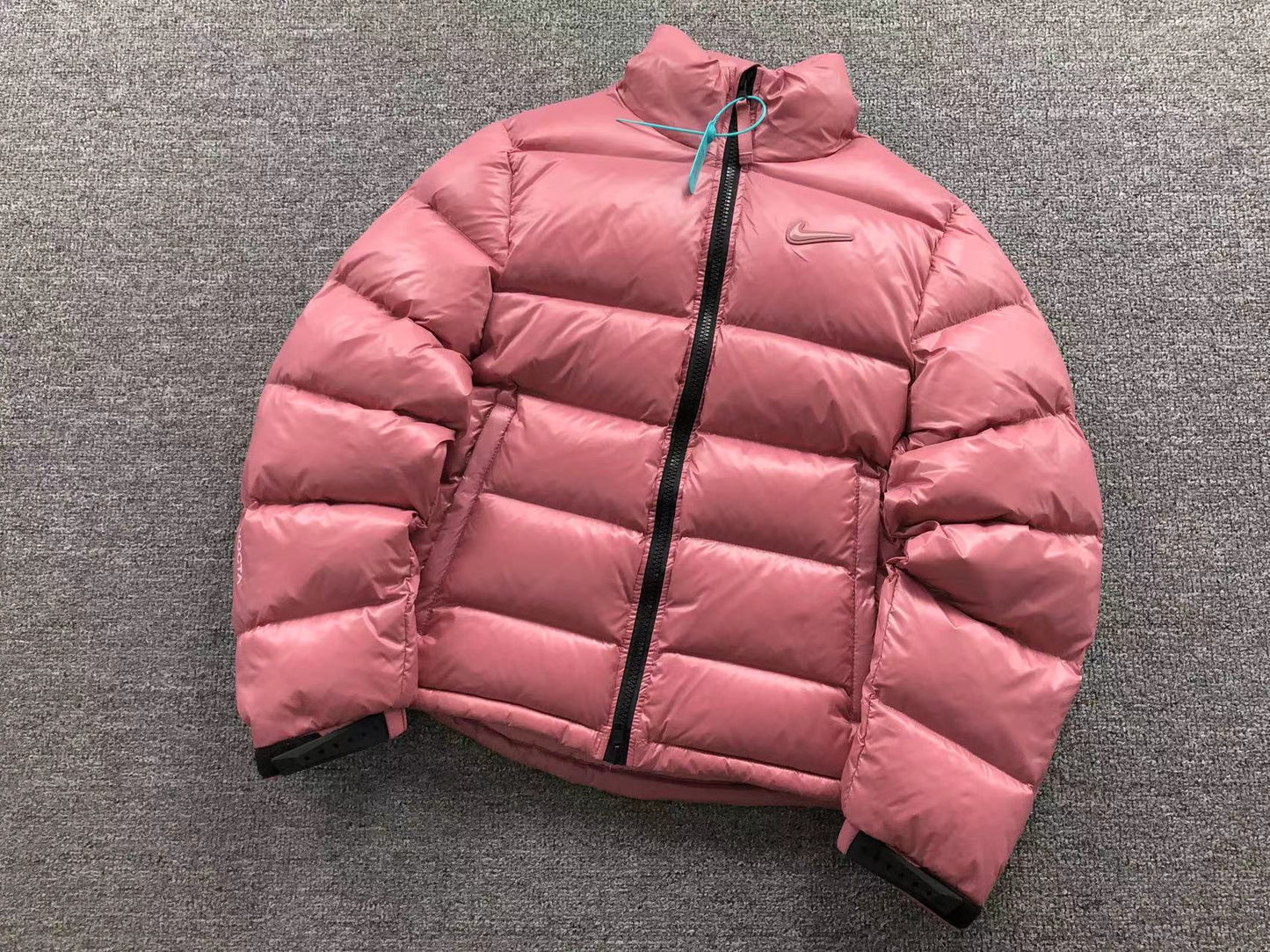 NIKE X NOCTA SUNSET PUFFER JACKET DESERT BERRY