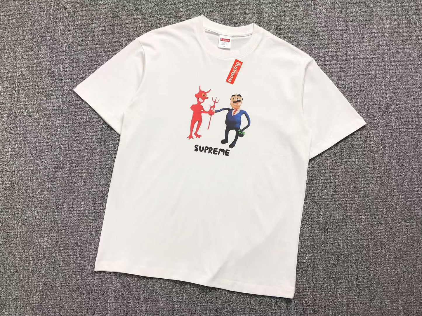 SUPREME BUSINESS TEE WHITE