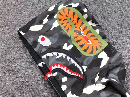 BAPE CITY CAMO SHARK WIDE FULL ZIP DOUBLE HOODIE BLACK