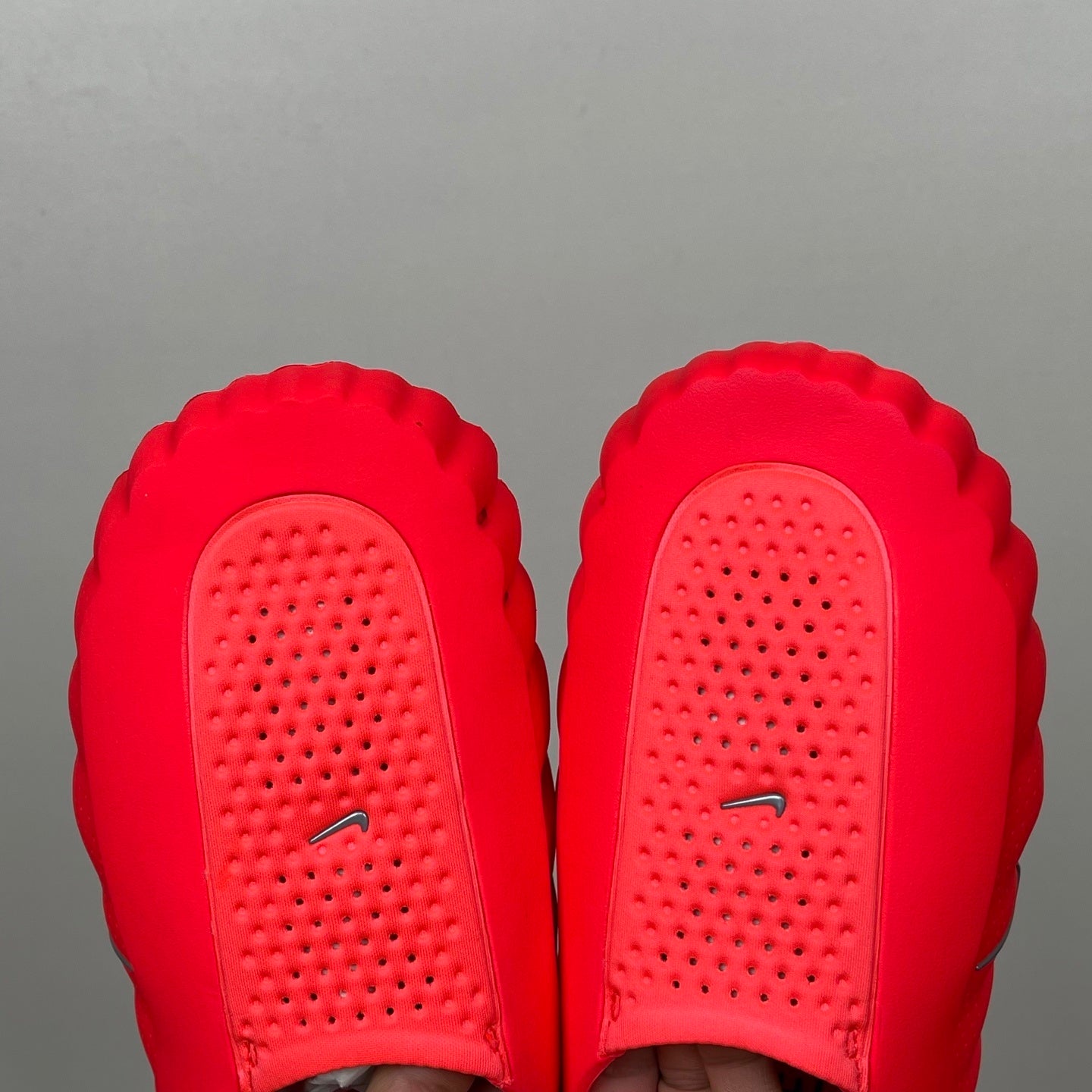 Nike Mind 001 Slide Solar Red
