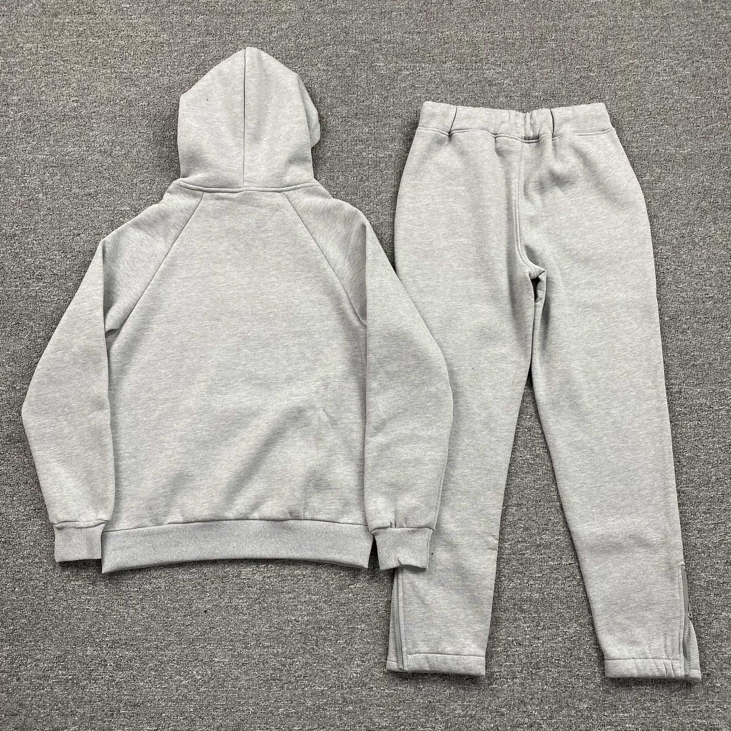 TRAPSTAR CHENILLE DECODED TRACKSUIT GREY CANDY