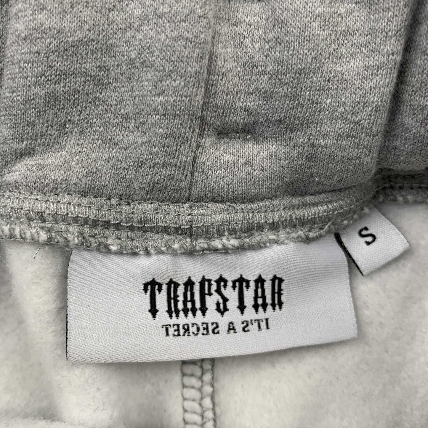 TRAPSTAR SHOOTERS TRACKSUIT GREY RED