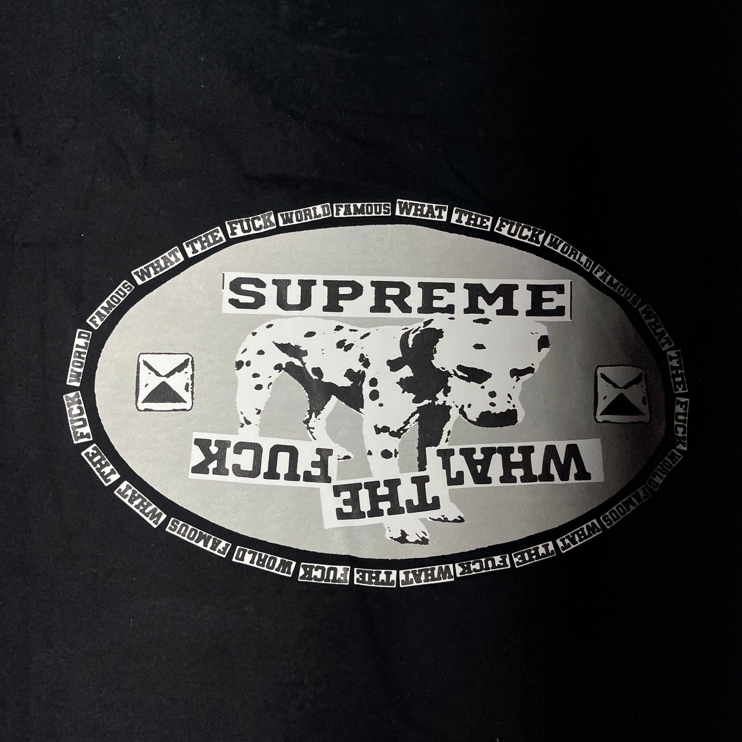 Remera Supreme Dalmatian Negra L