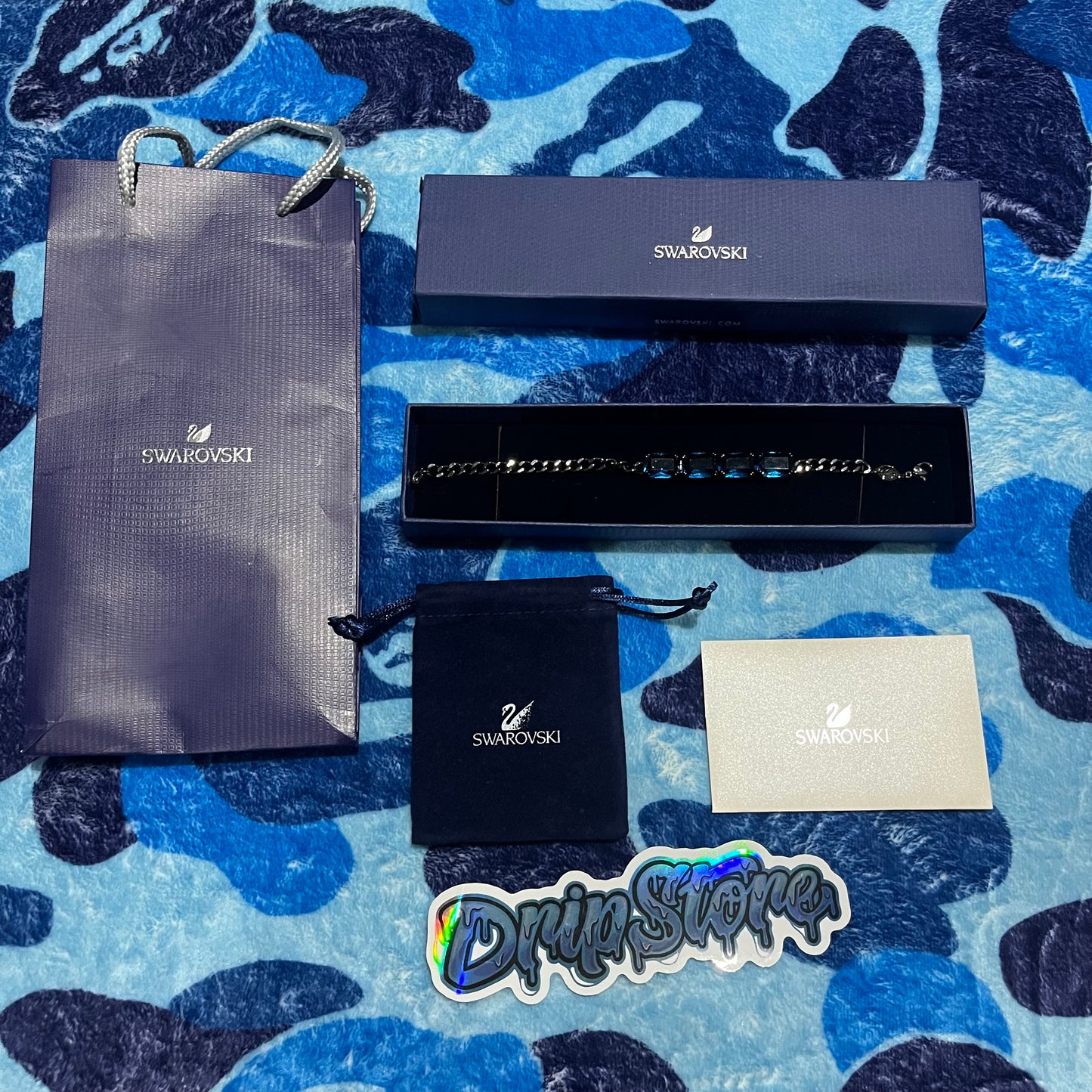 Pulsera Swarovski Millenia Negra Azul