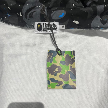 Campera Bape Space Camo (Brilla oscuridad) XL